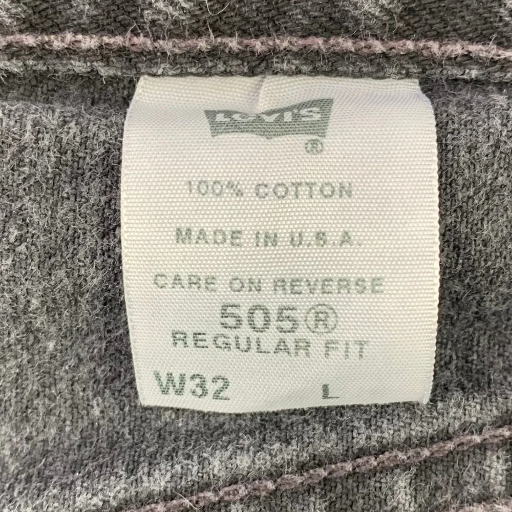 Levis measurements waist